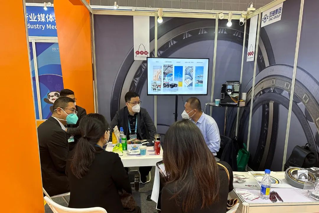 ZWZ Germany KRW subsidiary showcased their high end machine tool and motor bearing at  the 5th China International Import Expo and achieved double harvest online and offline
