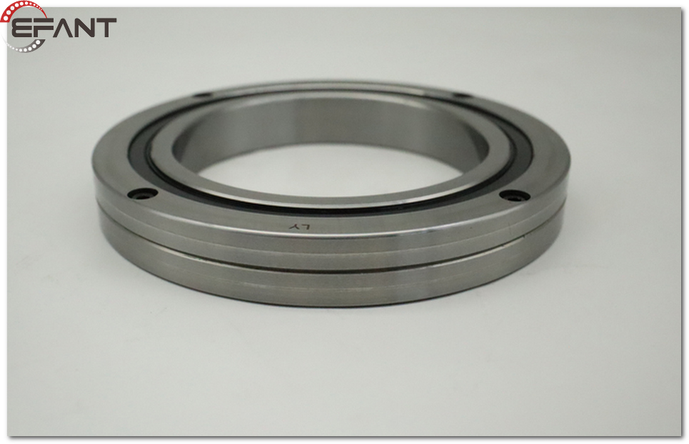 What are the areas to pay attention to when maintaining bearings?