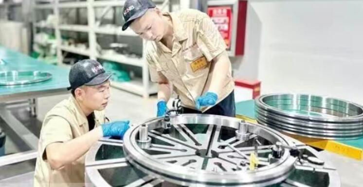 Luoyang Hongyuan Bearing Commences Production at Phase II Smart Bearing Facility