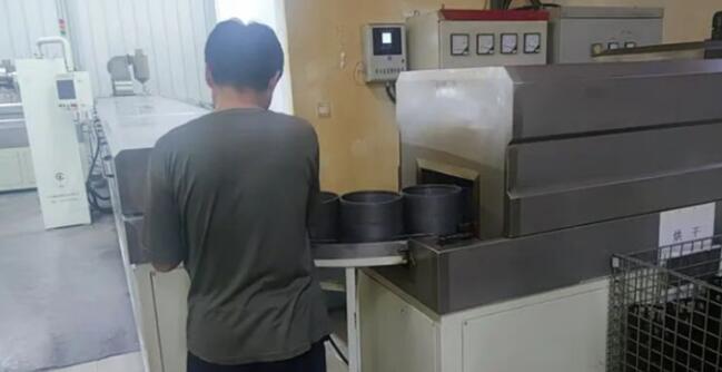 NXZ Bearing Rail Transit Workshop has successfully completed the upgrade and renovation of an automatic phosphating line for bearing rings