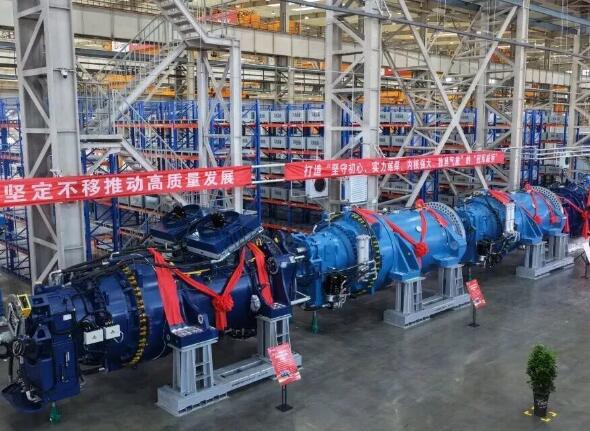 China First Full-Spectrum Gearbox Products for Wind Power in Desert-Gobi-Wasteland Areas Roll Off Production Line
