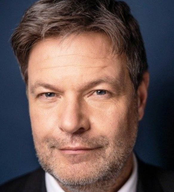 Germany's Economic Minister Set to Visit Hannover Messe