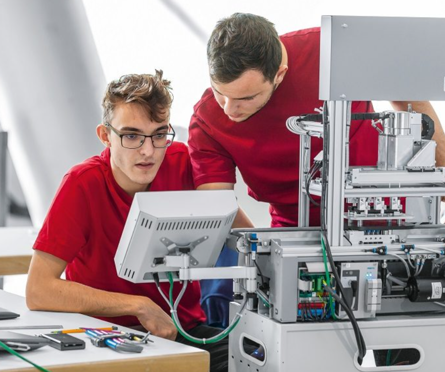 Festo Promotes WorldSkills Championships in Lyon