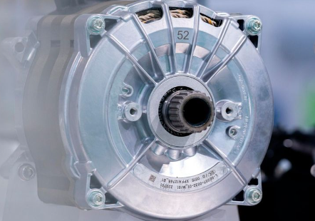 Highly efficient electric motors for traction drives and auxiliary units in agriculture