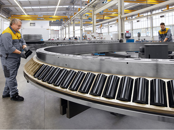 Liebherr expands its portfolio with tapered roller bearings