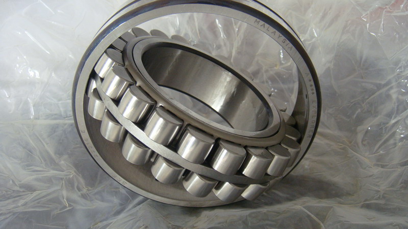 Spherical roller bearing