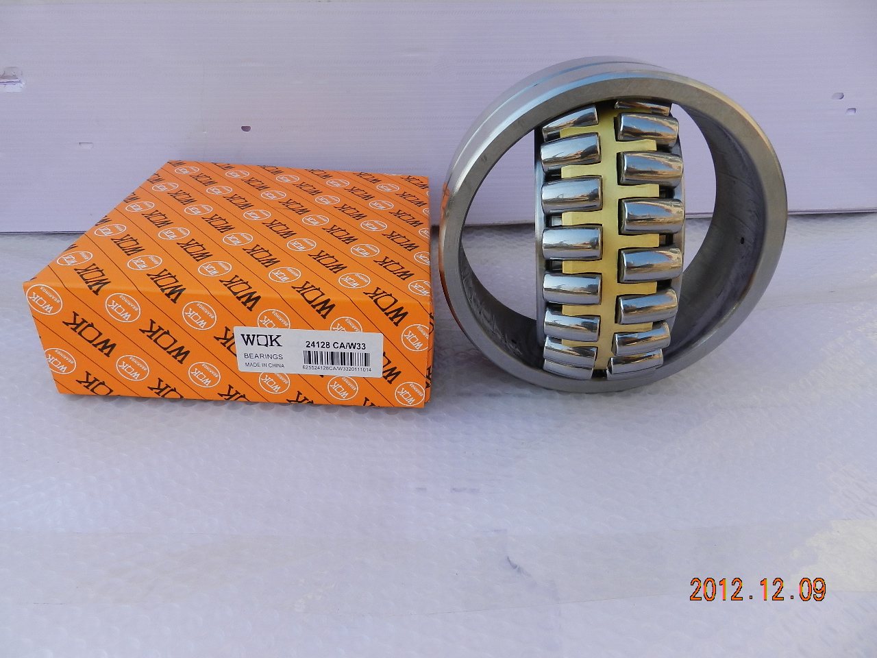 24128 CA/W33 spherical roller bearing